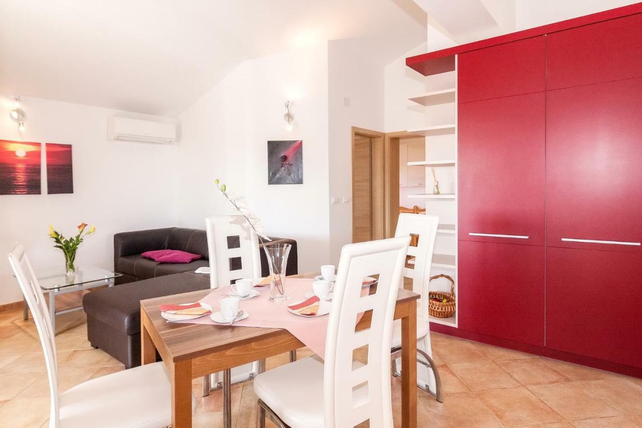 Apartment Symphonie