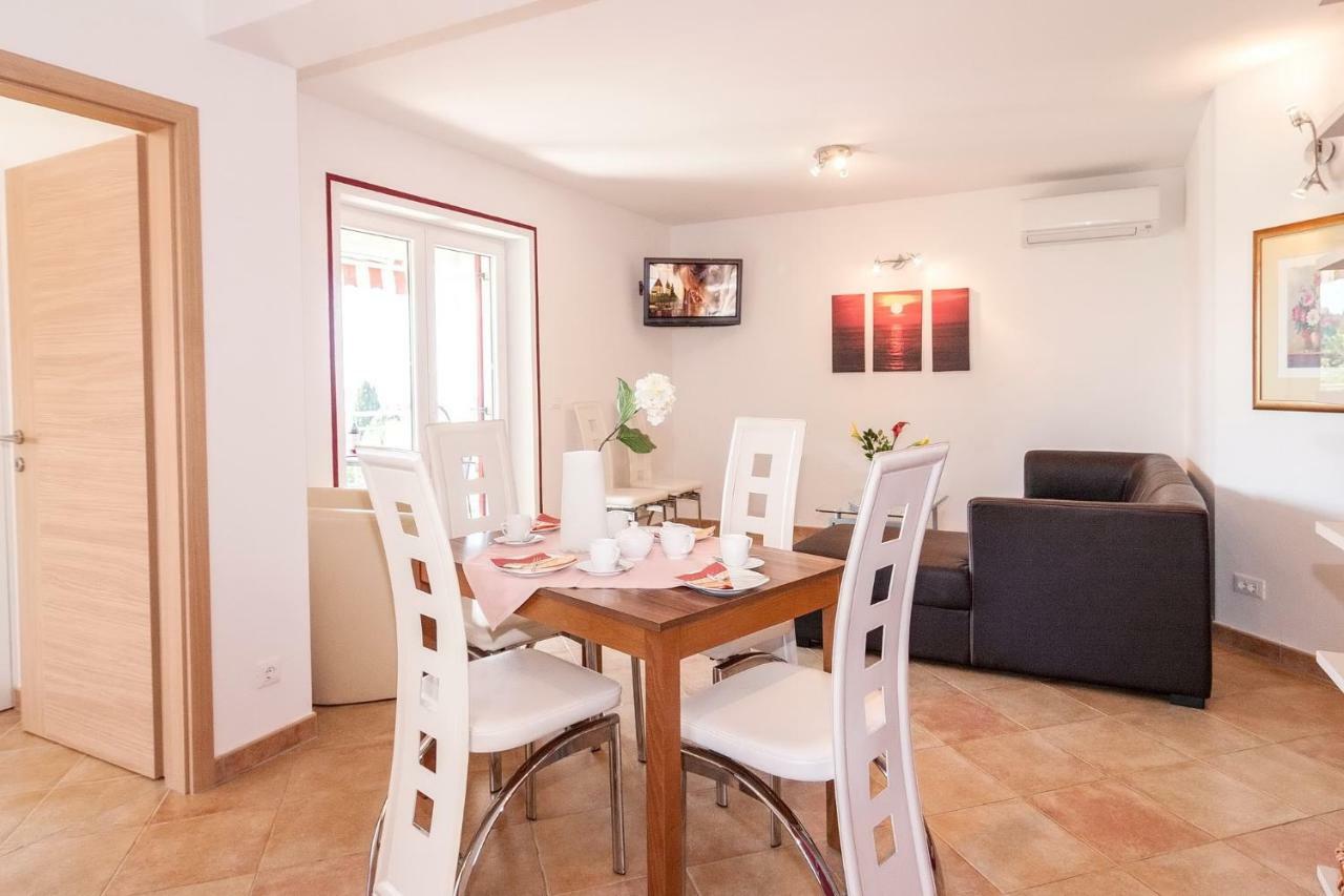 Apartment Symphonie